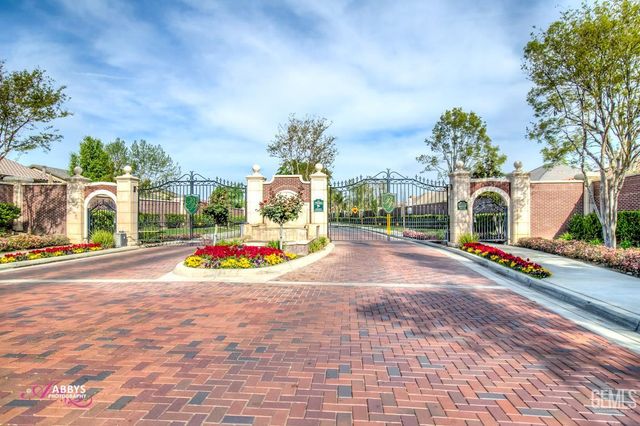 12018 Grasmere Avenue, Bakersfield, CA 93312