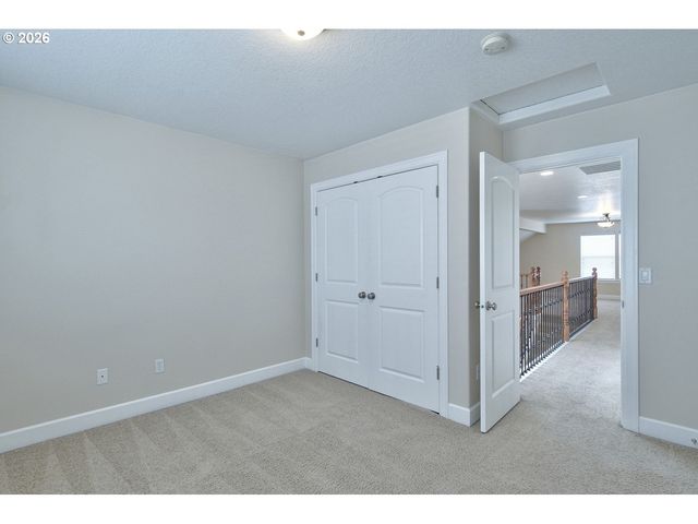 1327 37TH Ave, Forest Grove, OR 97116