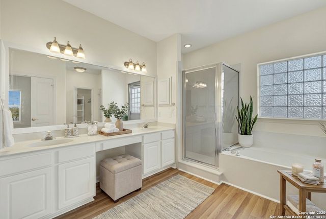 2305 Connie Dr Ste 102, Canyon Lake, TX 78133