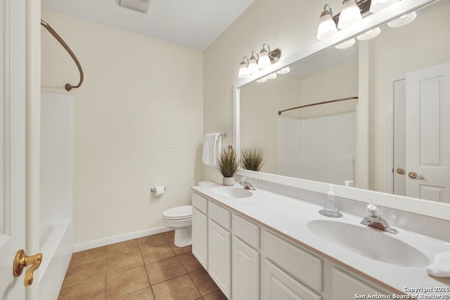 2305 Connie Dr Ste 102, Canyon Lake, TX 78133