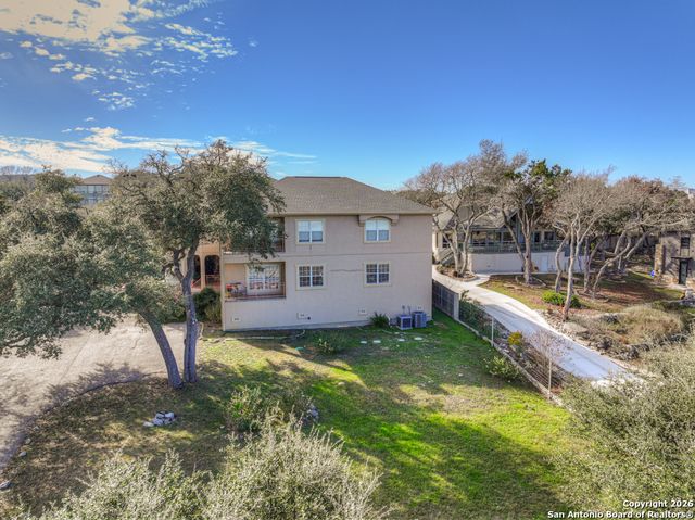 2305 Connie Dr Ste 102, Canyon Lake, TX 78133