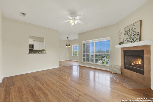 2305 Connie Dr Ste 102, Canyon Lake, TX 78133