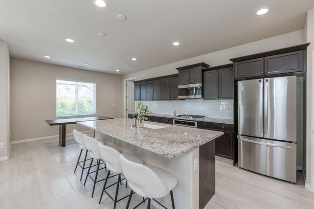 4658 Orchard Hills Road, Madera, CA 93636