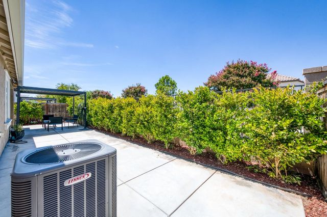 4658 Orchard Hills Road, Madera, CA 93636