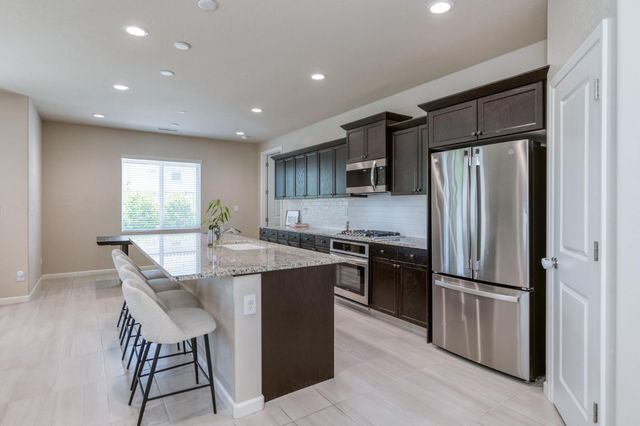 4658 Orchard Hills Road, Madera, CA 93636