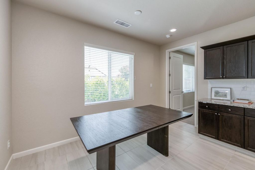 Image 12 of property listing at 4658 Orchard Hills Road, Madera, CA 93636