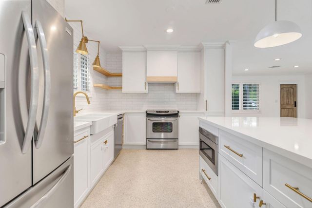 246 Gray Street, West Palm Beach, FL 33405