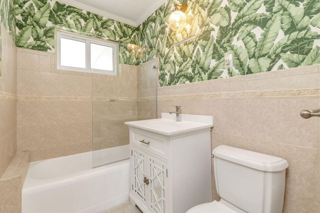 246 Gray Street, West Palm Beach, FL 33405