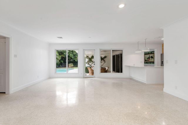 246 Gray Street, West Palm Beach, FL 33405