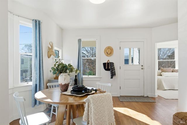 1440 Center St, Napa, CA 94559