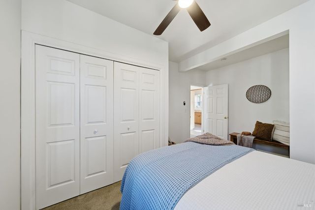 1440 Center St, Napa, CA 94559