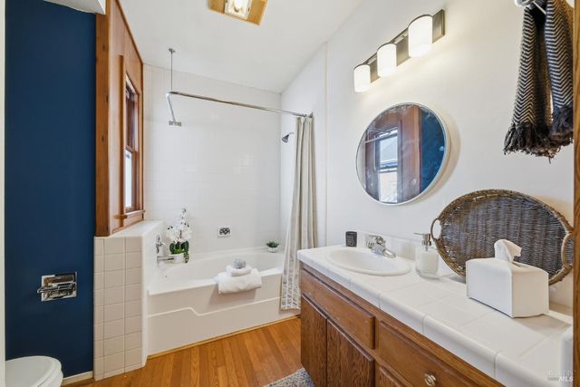 1440 Center St, Napa, CA 94559