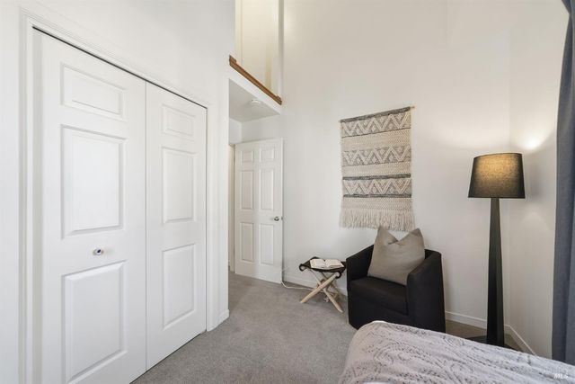 1440 Center St, Napa, CA 94559