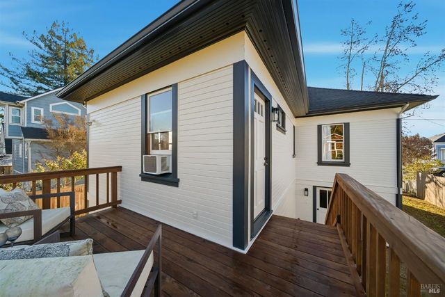 1440 Center St, Napa, CA 94559