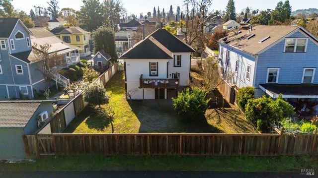 1440 Center St, Napa, CA 94559