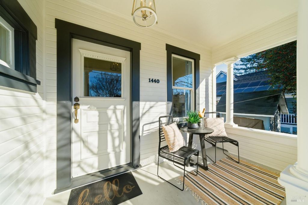 1440 Center St, Napa, CA 94559