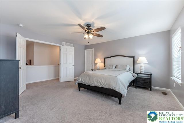 1686 Charley Lane, Bethlehem City, PA 18020