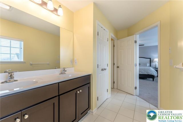 1686 Charley Lane, Bethlehem City, PA 18020