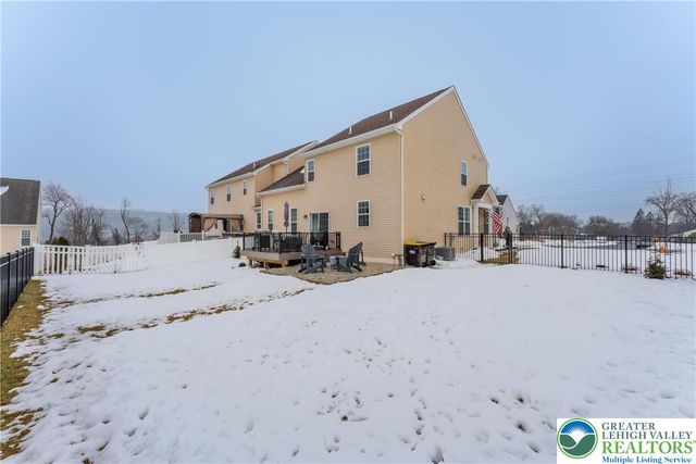 1686 Charley Lane, Bethlehem City, PA 18020