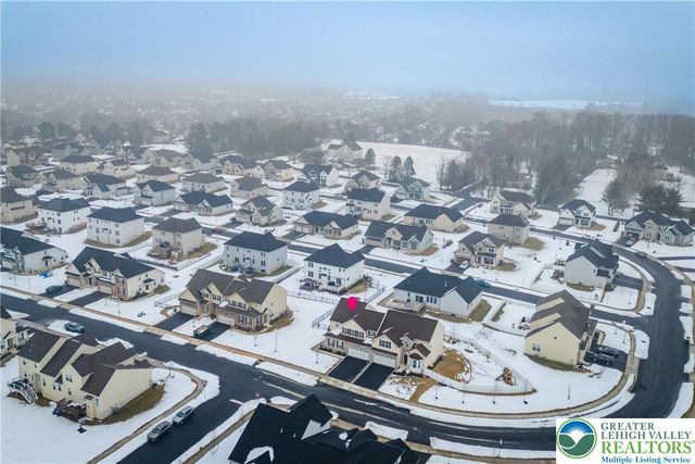 1686 Charley Lane, Bethlehem City, PA 18020