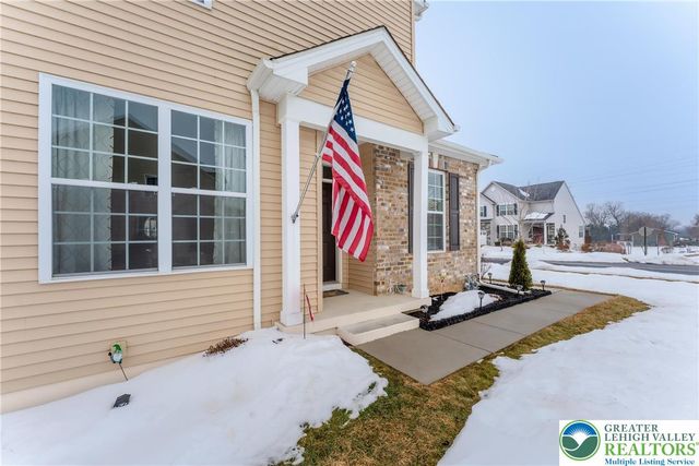 1686 Charley Lane, Bethlehem City, PA 18020