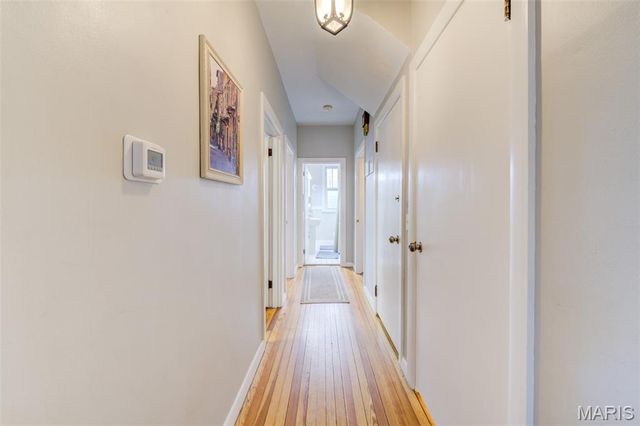 8766 Burton Avenue, Charlack, MO 63114