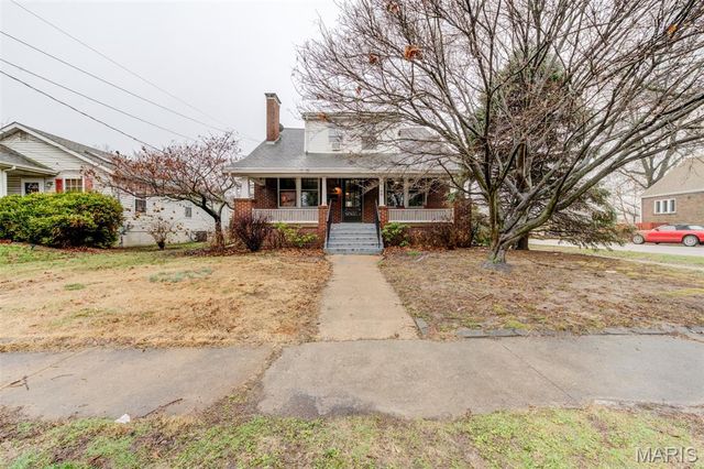 8766 Burton Avenue, Charlack, MO 63114