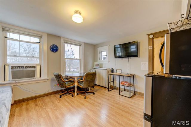 8766 Burton Avenue, Charlack, MO 63114