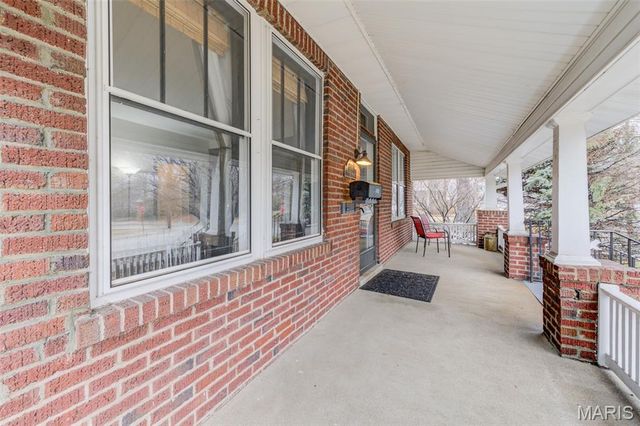 8766 Burton Avenue, Charlack, MO 63114