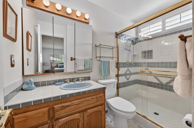 8924 Lanier Way, Sacramento, CA 95826