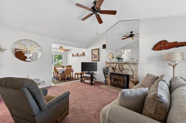 8924 Lanier Way, Sacramento, CA 95826