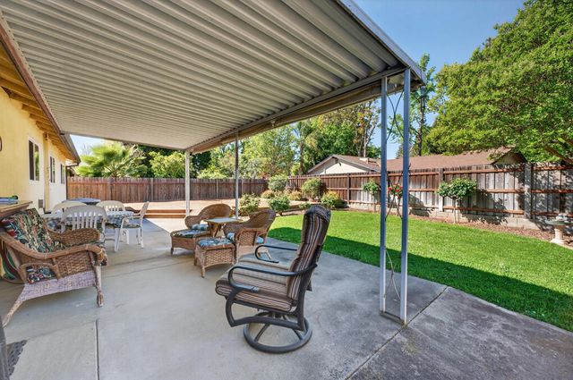 8924 Lanier Way, Sacramento, CA 95826