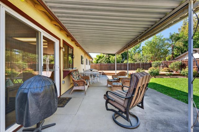 8924 Lanier Way, Sacramento, CA 95826