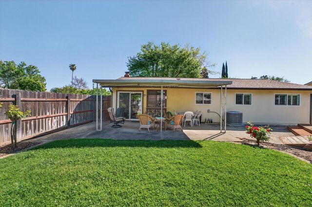 8924 Lanier Way, Sacramento, CA 95826