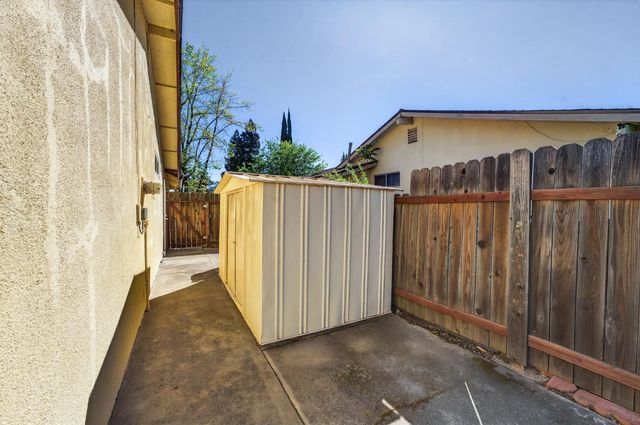 8924 Lanier Way, Sacramento, CA 95826