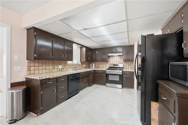 41050 Johnston Ave, Hemet, CA 92544