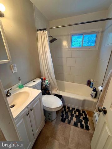 2053 CLEARVIEW, West Norriton, PA 19403