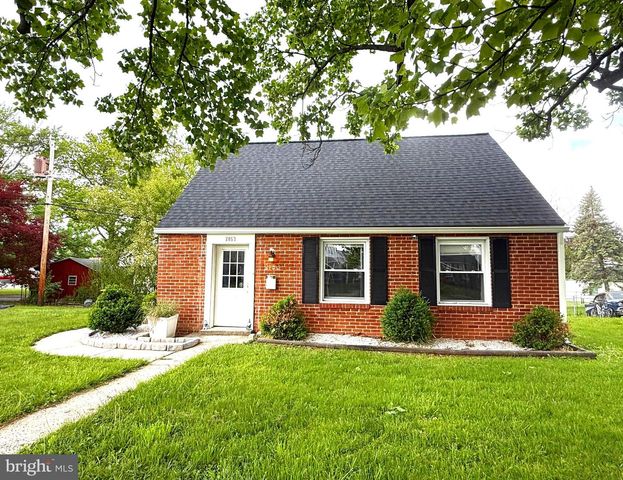2053 CLEARVIEW, West Norriton, PA 19403