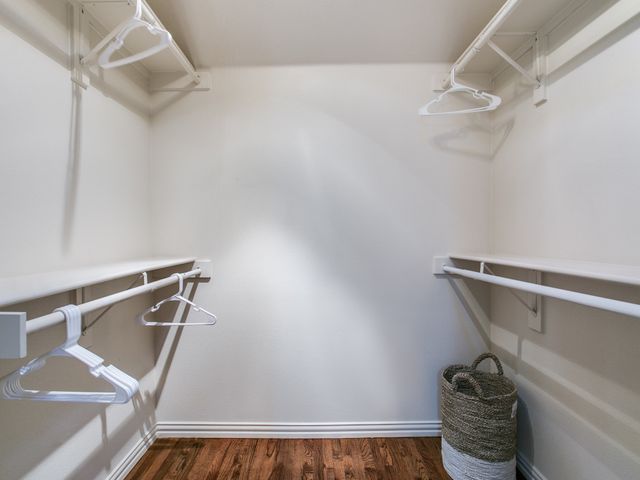 610 E Texas Street, Grapevine, TX 76051