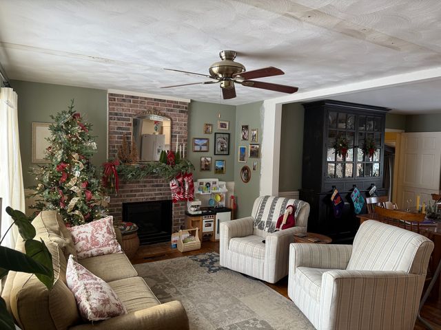 805 5th Avenue, Dixon, IL 61021