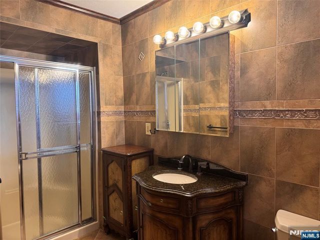 567 Kingsland Avenue 1, Lyndhurst, NJ 07071