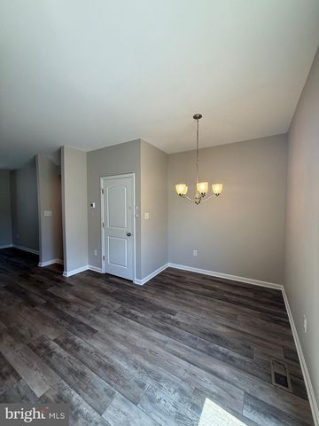 96 VESPUCCI LN, Martinsburg, WV 25404