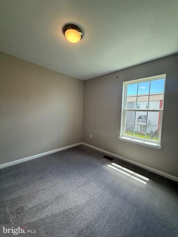 96 VESPUCCI LN, Martinsburg, WV 25404