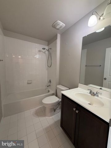 96 VESPUCCI LN, Martinsburg, WV 25404
