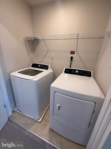 96 VESPUCCI LN, Martinsburg, WV 25404