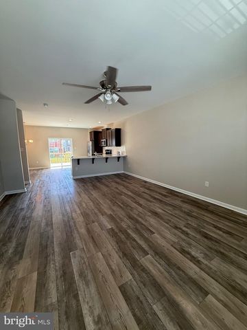 96 VESPUCCI LN, Martinsburg, WV 25404
