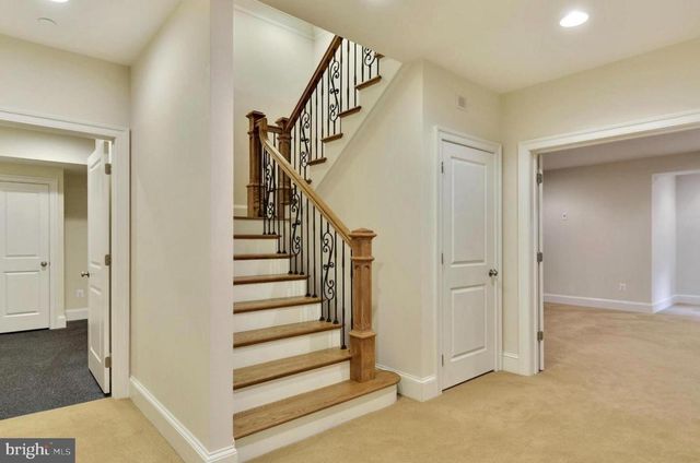 6403 EARLHAM DR, Bethesda, MD 20817