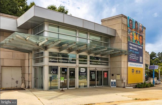 6403 EARLHAM DR, Bethesda, MD 20817