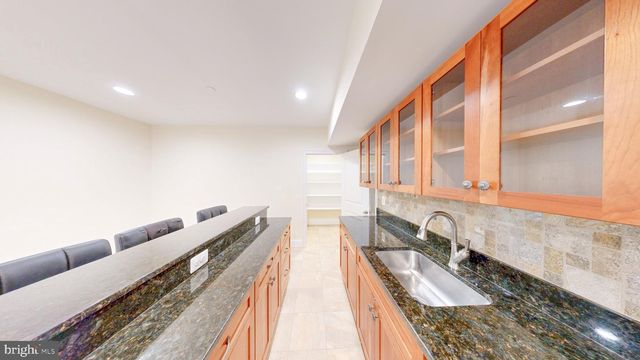 6403 EARLHAM DR, Bethesda, MD 20817