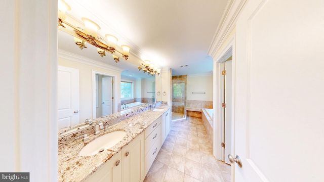 6403 EARLHAM DR, Bethesda, MD 20817